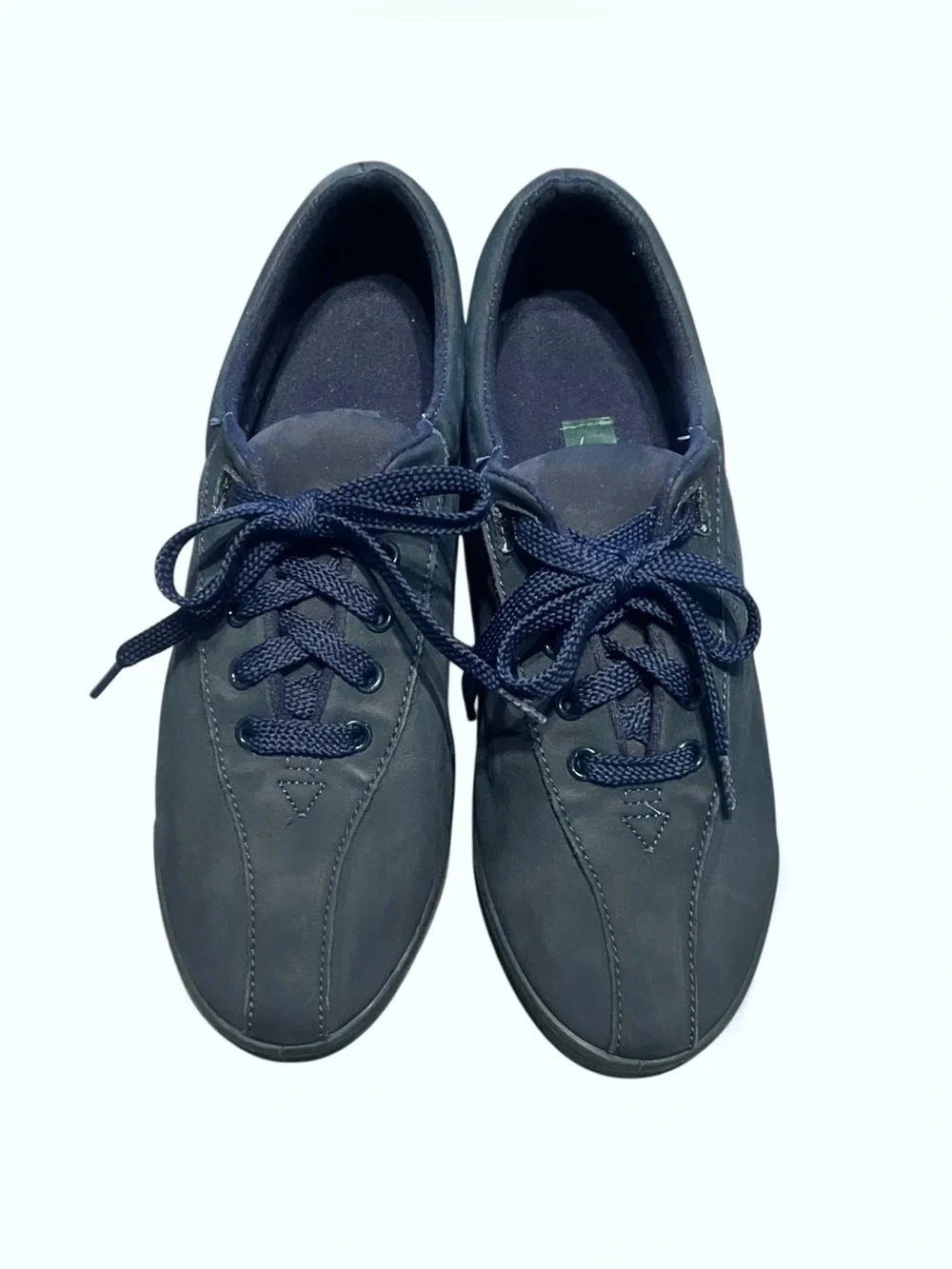 Easy Spirit Women’s Navy Suede Lace-Up Sneaker